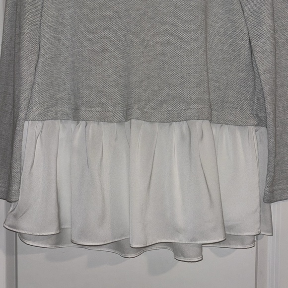 Beach Lunch Lounge Women’s Woven Top - Light Grey & White, Size Small - Picture 5 of 7